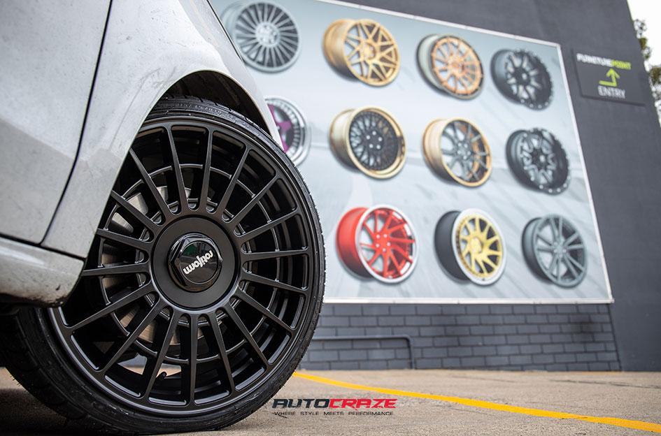 AUDI A1 LAS R MATTE BLACK